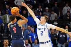 湖人队新援艾顿和斯马特加盟，阵容升级分析