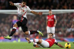 水晶宫迎战利物浦，主力缺阵锋线新星伤情严峻